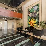 Prime Location 3 Bedroom Beach Front